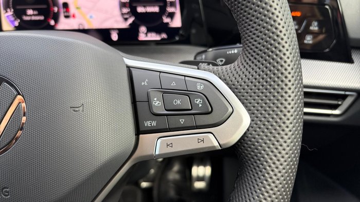 2025 Volkswagen Golf 110TSI R-Line
