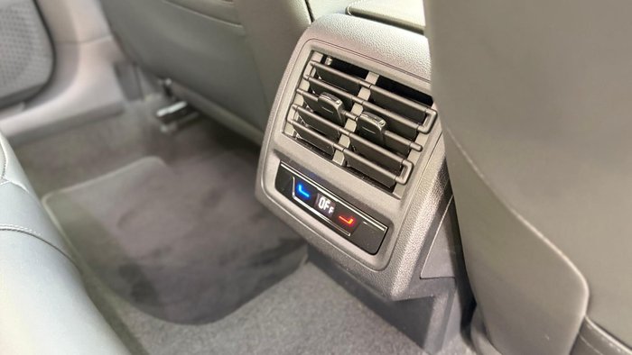 2025 Volkswagen Golf 110TSI R-Line