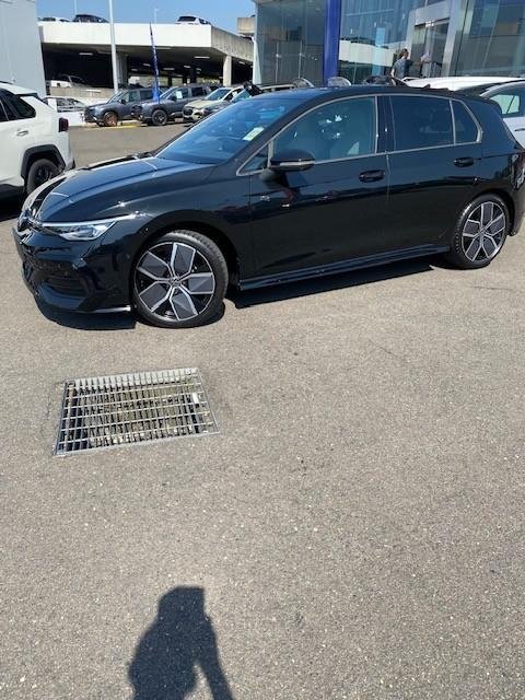 2025 Volkswagen Golf 110TSI R-Line