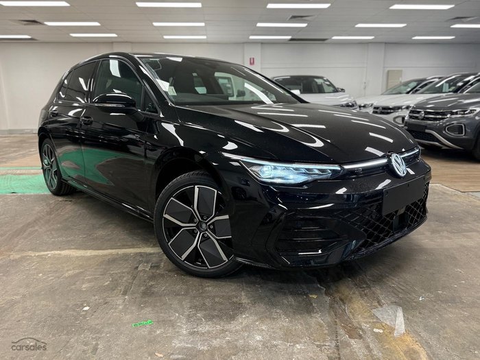 2025 Volkswagen Golf 110TSI R-Line