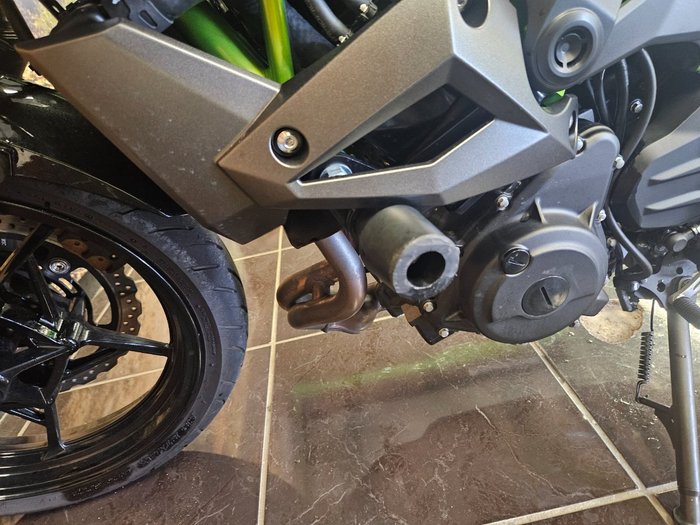 2023 Kawasaki Z400 BLACK