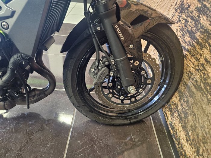 2023 Kawasaki Z400 BLACK