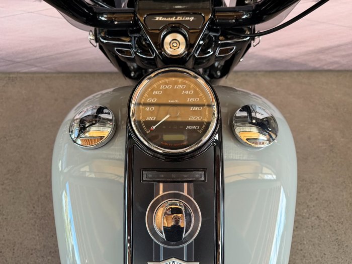 2024 Harley-davidson FLHRXS ROAD KING SPECIAL BILLIARD GREY