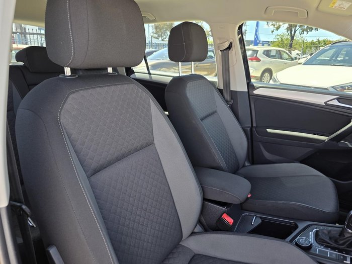 2018 Volkswagen Tiguan 132TSI Comfortline 5N MY19 Four Wheel Drive Deep Black