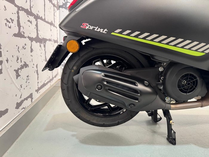 2025 Vespa Sprint Tech 150 Sprint Black