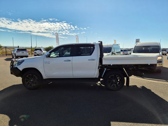 2021 Toyota Hilux SR5 White
