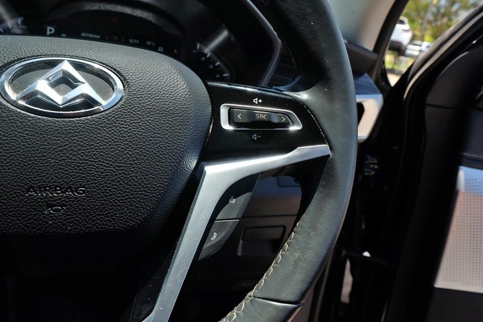 2020 LDV D90 Executive