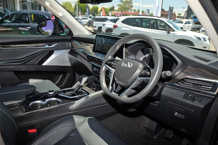 2020 LDV D90 Executive