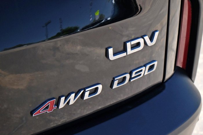 2020 LDV D90 Executive