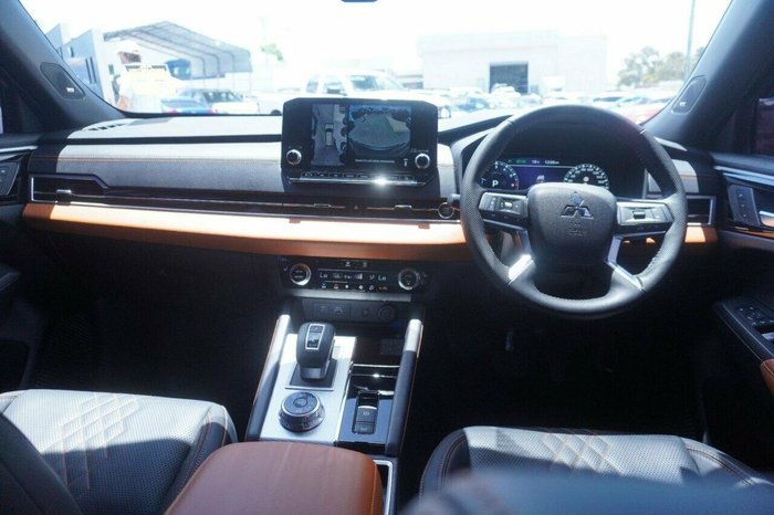 2022 Mitsubishi Outlander Exceed Tourer