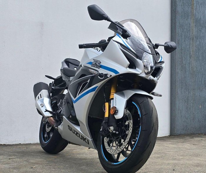 2025 Suzuki GSX-R1000R GSX-R Silver