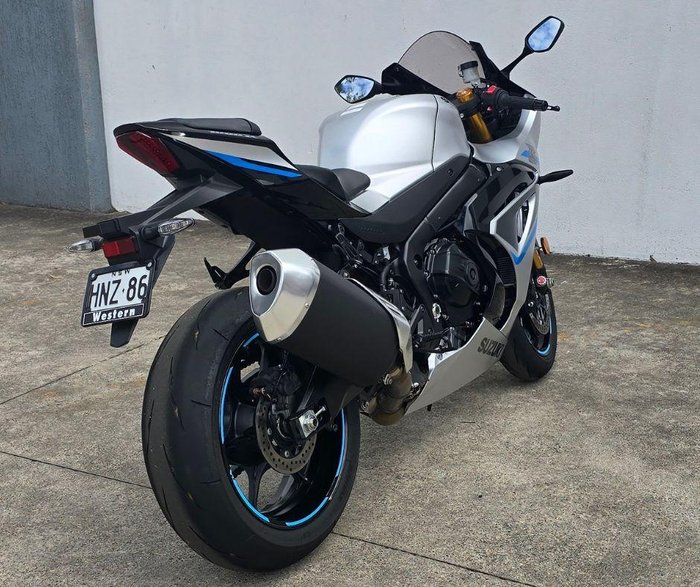 2025 Suzuki GSX-R1000R GSX-R Silver