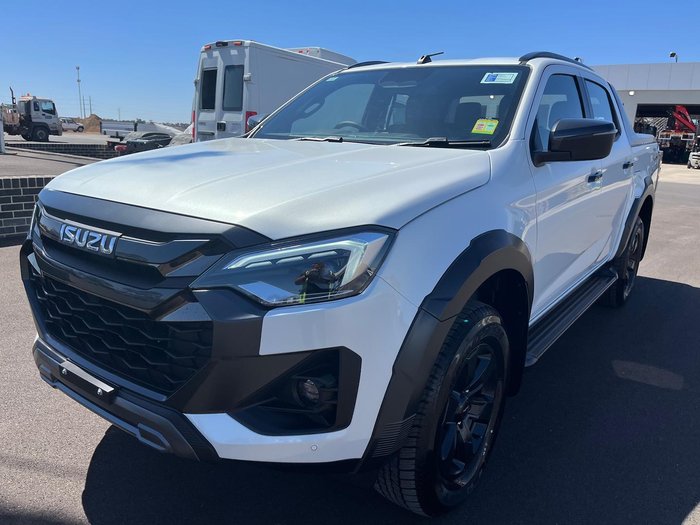 2025 Isuzu D-MAX X-TERRAIN