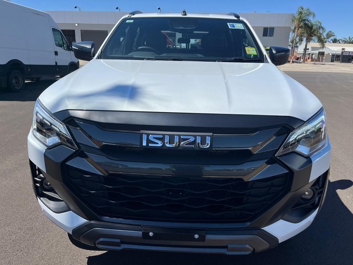 2025 Isuzu D-MAX X-TERRAIN