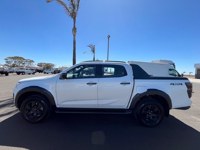 2025 Isuzu D-MAX X-TERRAIN