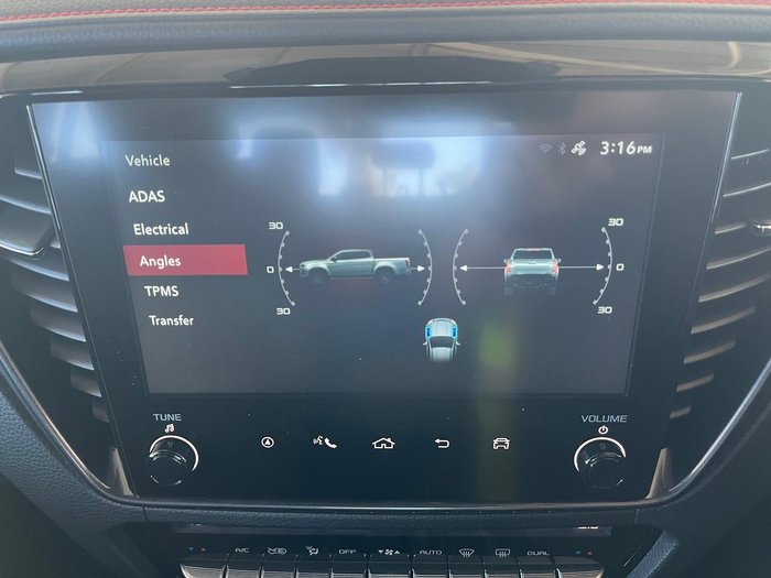 2025 Isuzu D-MAX X-TERRAIN