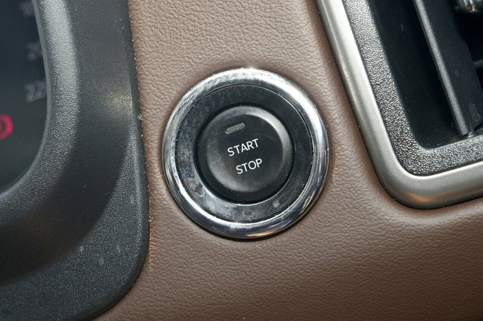 2023 Mahindra Scorpio Z8