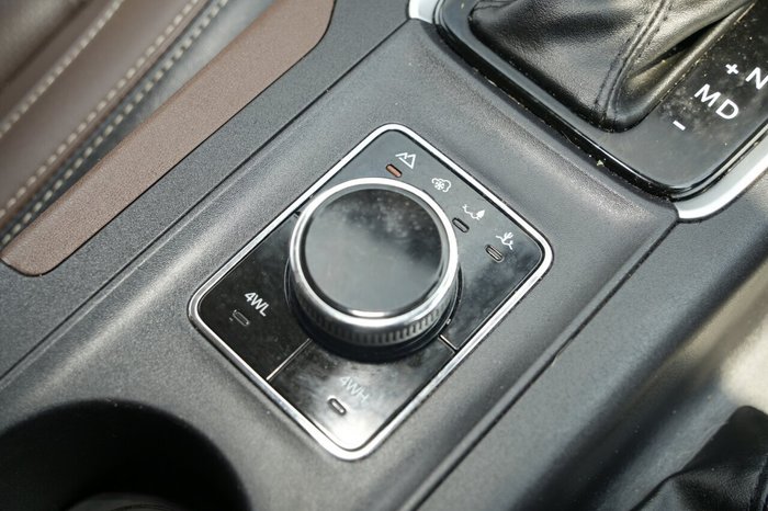 2023 Mahindra Scorpio Z8