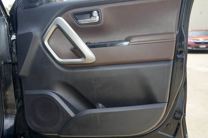 2023 Mahindra Scorpio Z8