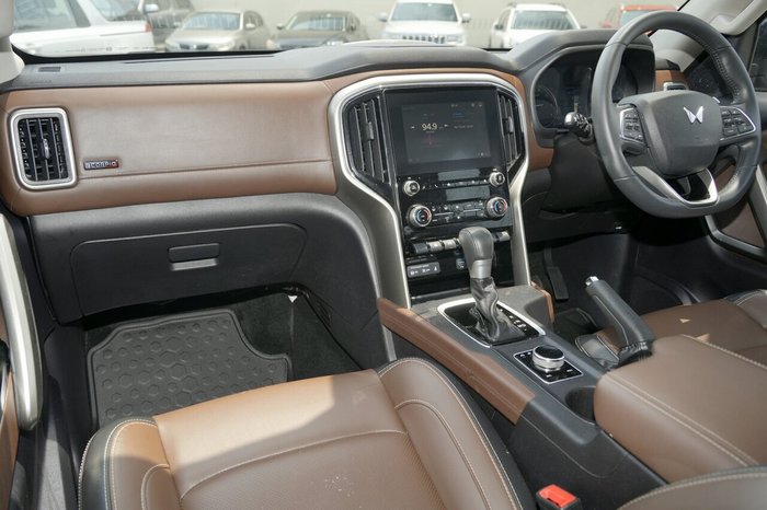 2023 Mahindra Scorpio Z8