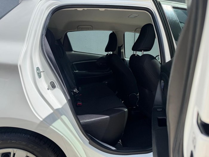 2015 Toyota Yaris Ascent NCP130R Glacier White