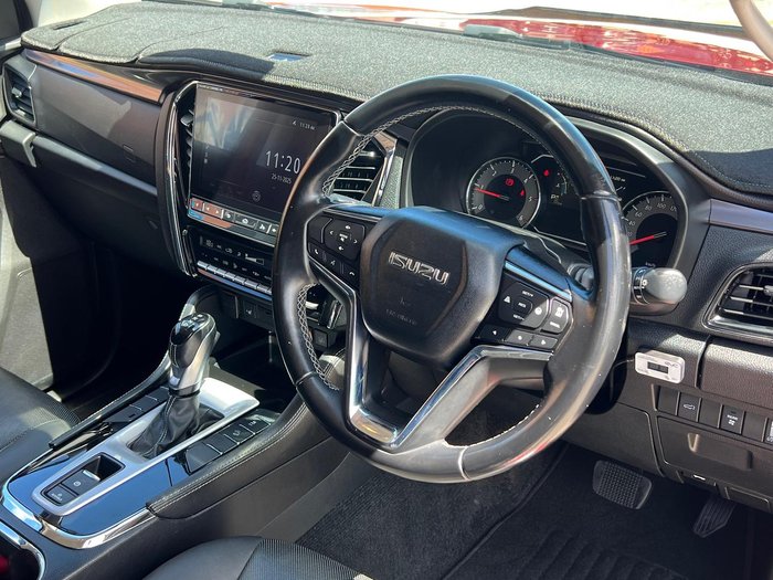 2021 Isuzu MU-X LS-T