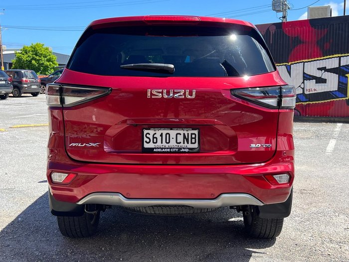 2021 Isuzu MU-X LS-T