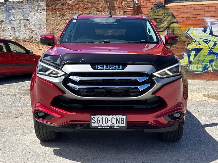 2021 Isuzu MU-X LS-T