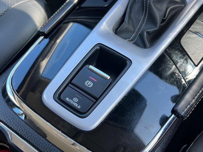 2021 Isuzu MU-X LS-T