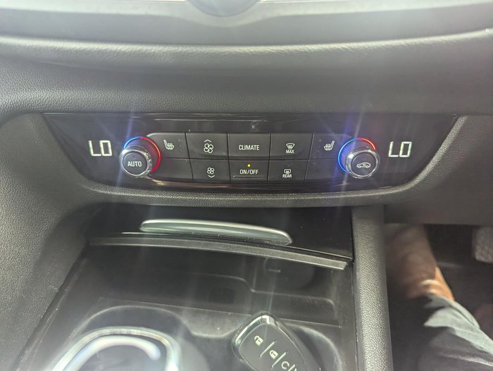 2019 Holden Calais ZB MY19 AWD Summit White