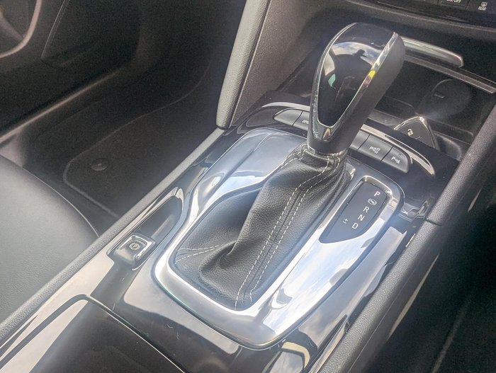 2019 Holden Calais ZB MY19 AWD Summit White