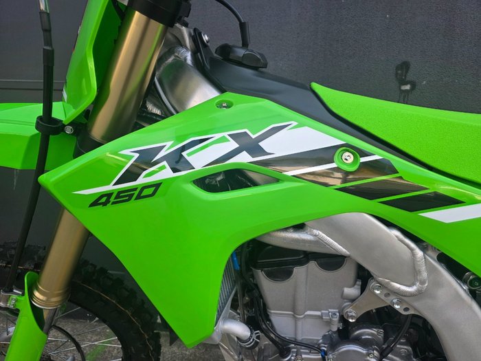 2025 Kawasaki KX450 GREEN