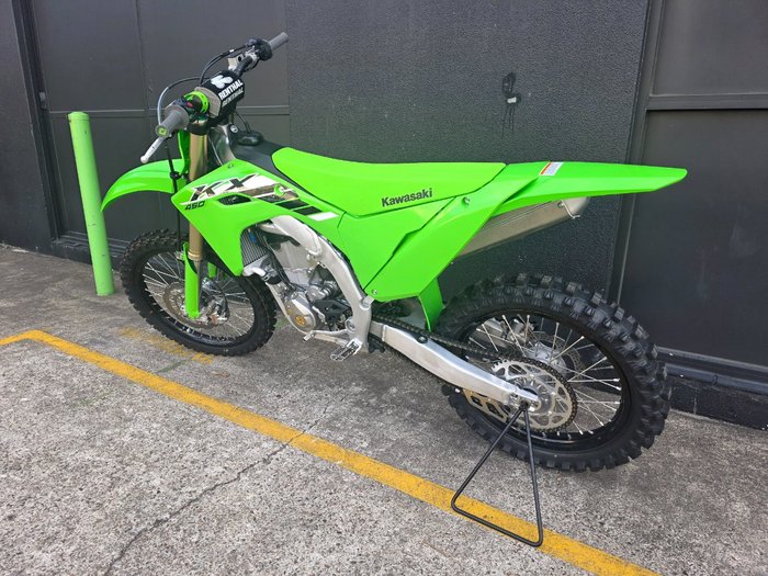 2025 Kawasaki KX450 GREEN