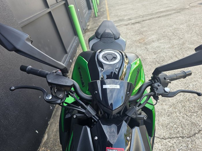 2025 Kawasaki Z1000 GREY