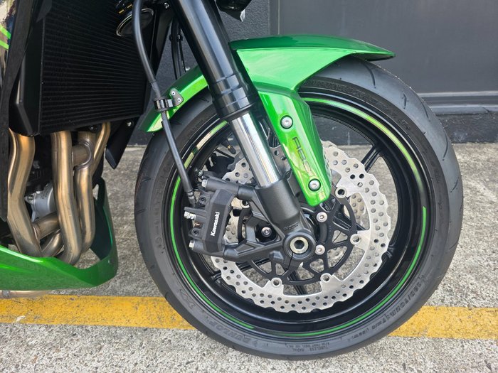 2025 Kawasaki Z1000 GREY