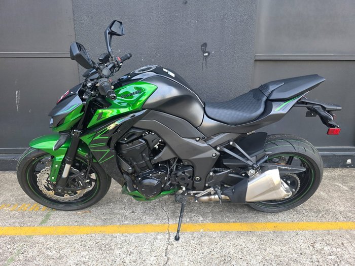 2025 Kawasaki Z1000 GREY