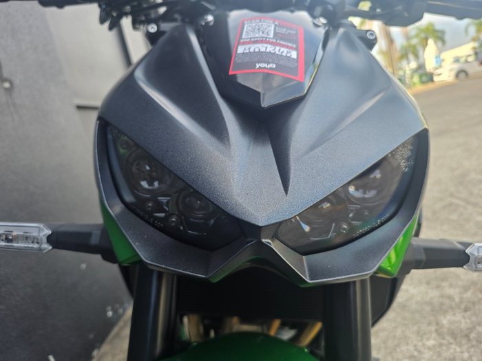 2025 Kawasaki Z1000 GREY