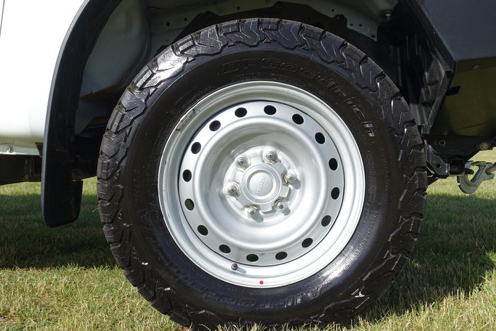 2022 Isuzu D-MAX SX MY22 4X4 Dual Range Mineral White