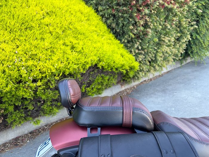 2023 Indian SCOUT BOBBER Red