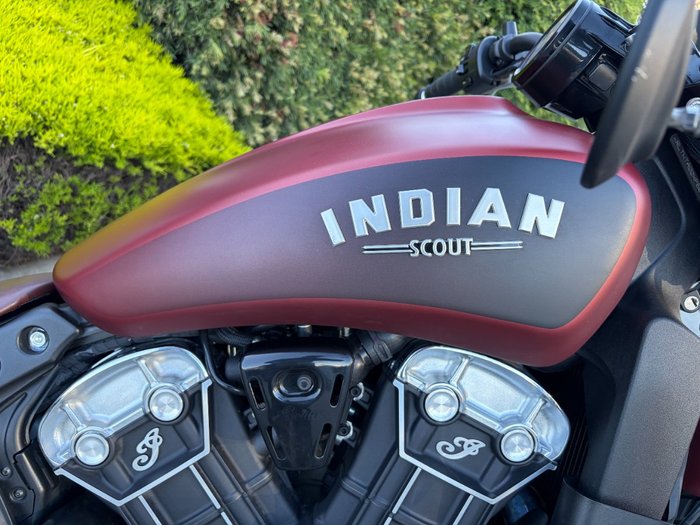 2023 Indian SCOUT BOBBER Red