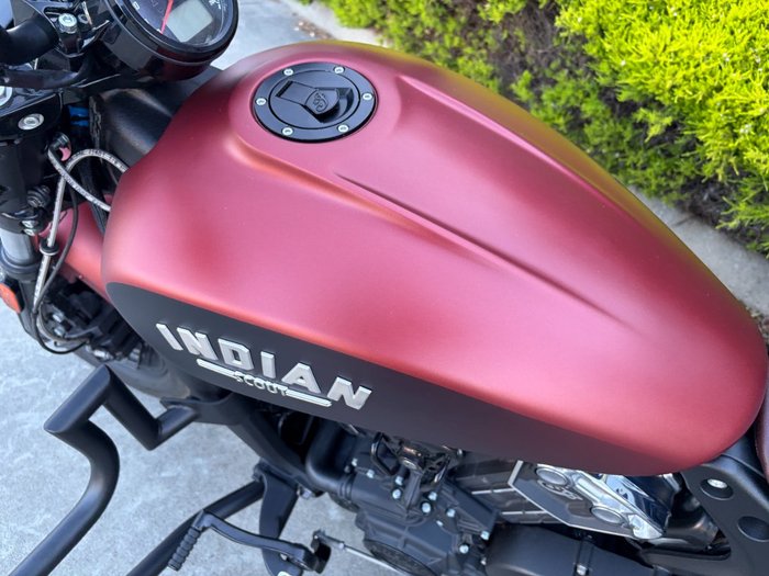 2023 Indian SCOUT BOBBER Red