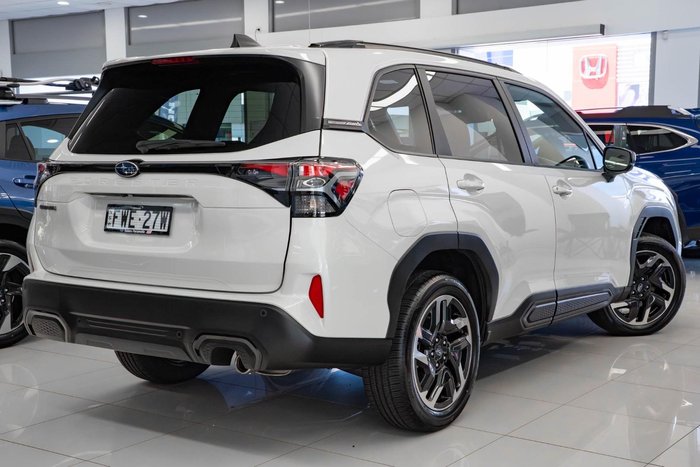 2025 Subaru Forester Touring S6 MY26 AWD Crystal White