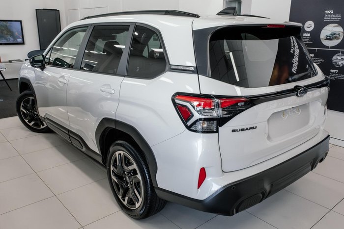 2025 Subaru Forester Touring S6 MY26 AWD Crystal White