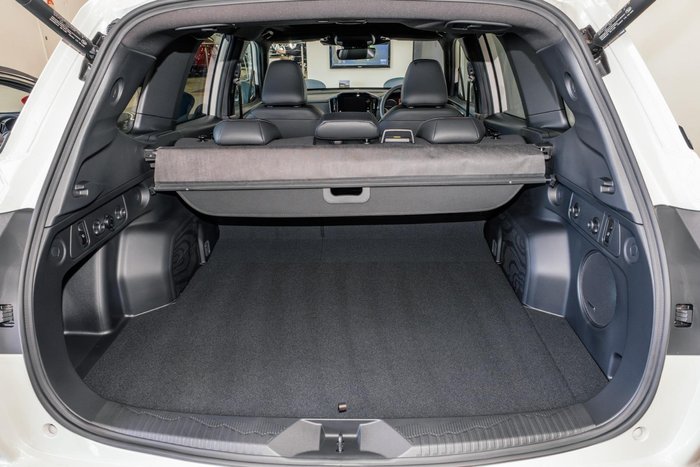 2025 Subaru Forester Touring S6 MY26 AWD Crystal White