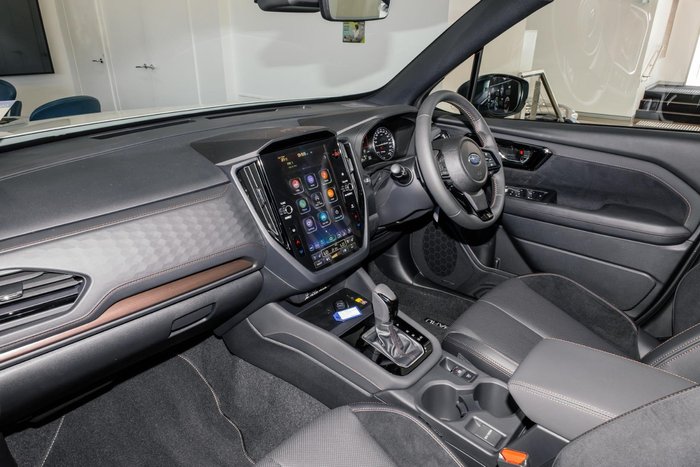 2025 Subaru Forester Touring S6 MY26 AWD Crystal White