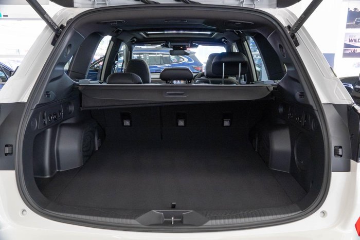 2025 Subaru Forester Touring S6 MY26 AWD Crystal White