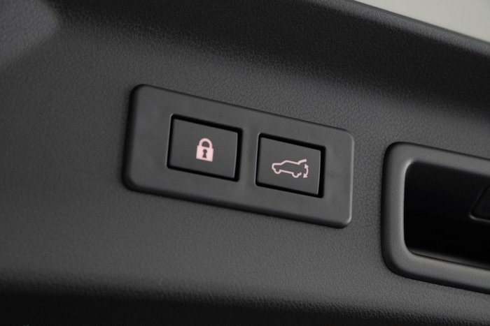 2025 Subaru Forester Touring S6 MY26 AWD Crystal White