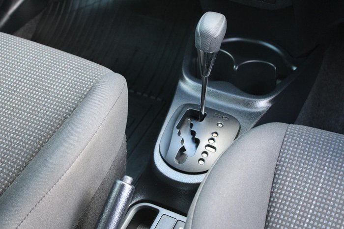 2017 Toyota Yaris Ascent NCP130R Glacier White