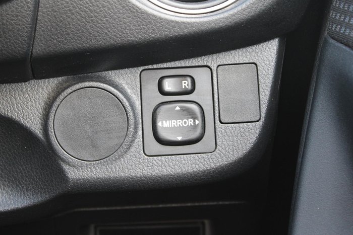 2017 Toyota Yaris Ascent NCP130R Glacier White