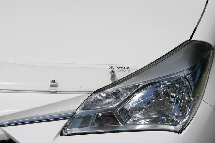 2017 Toyota Yaris Ascent NCP130R Glacier White